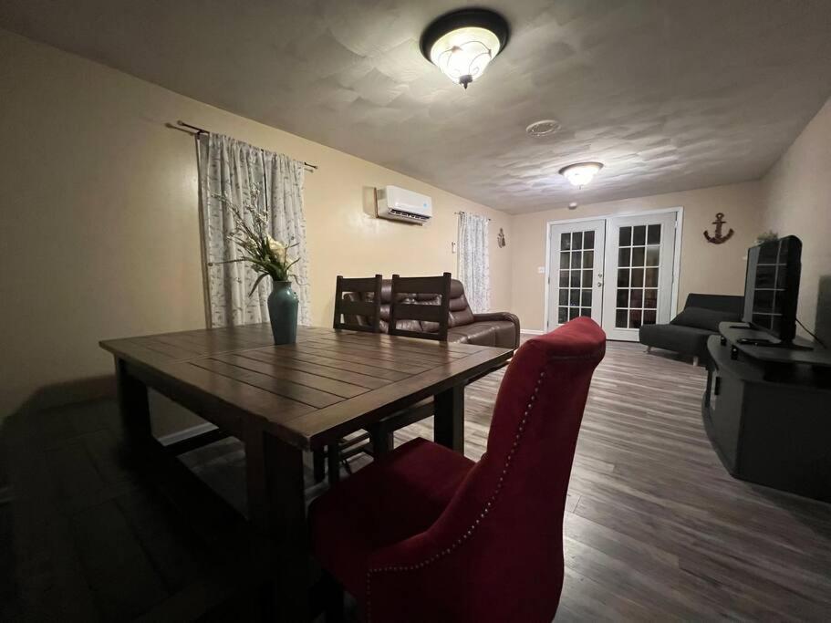 Cottage Near Cedar Point And Downtown סנדוסקי מראה חיצוני תמונה